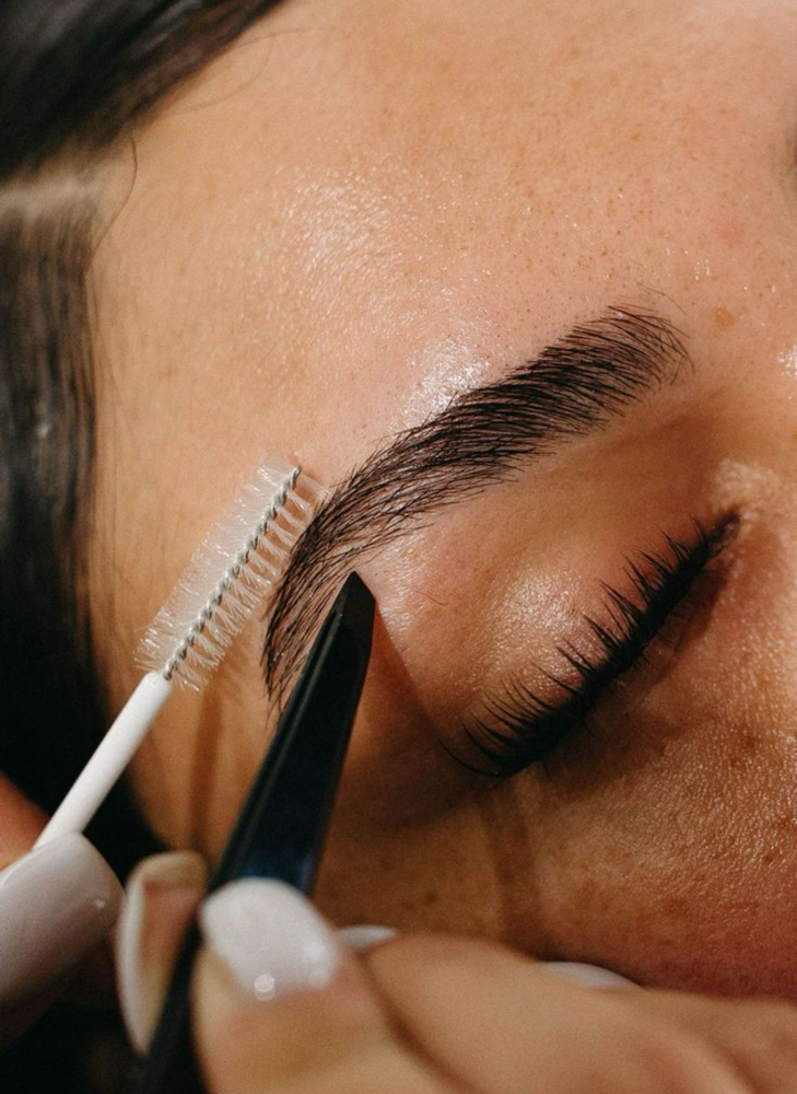 Eye Brow Wax w/mapping