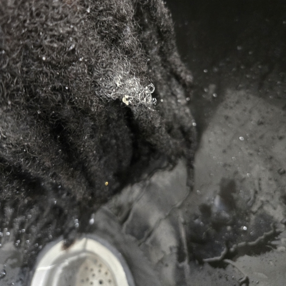 Regular And Detox Shampoo Service at LocsRocked in Killeen, TX