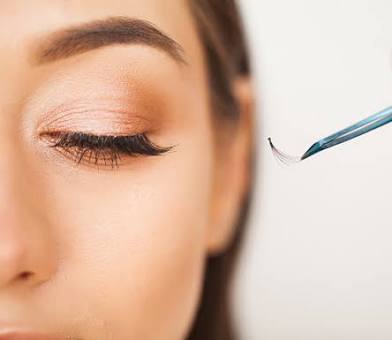 Makeup With Lashes