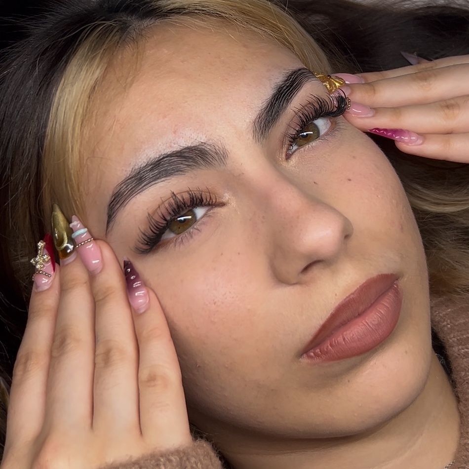 Custom Lash Set at Amor Esthetics in Surprise, AZ