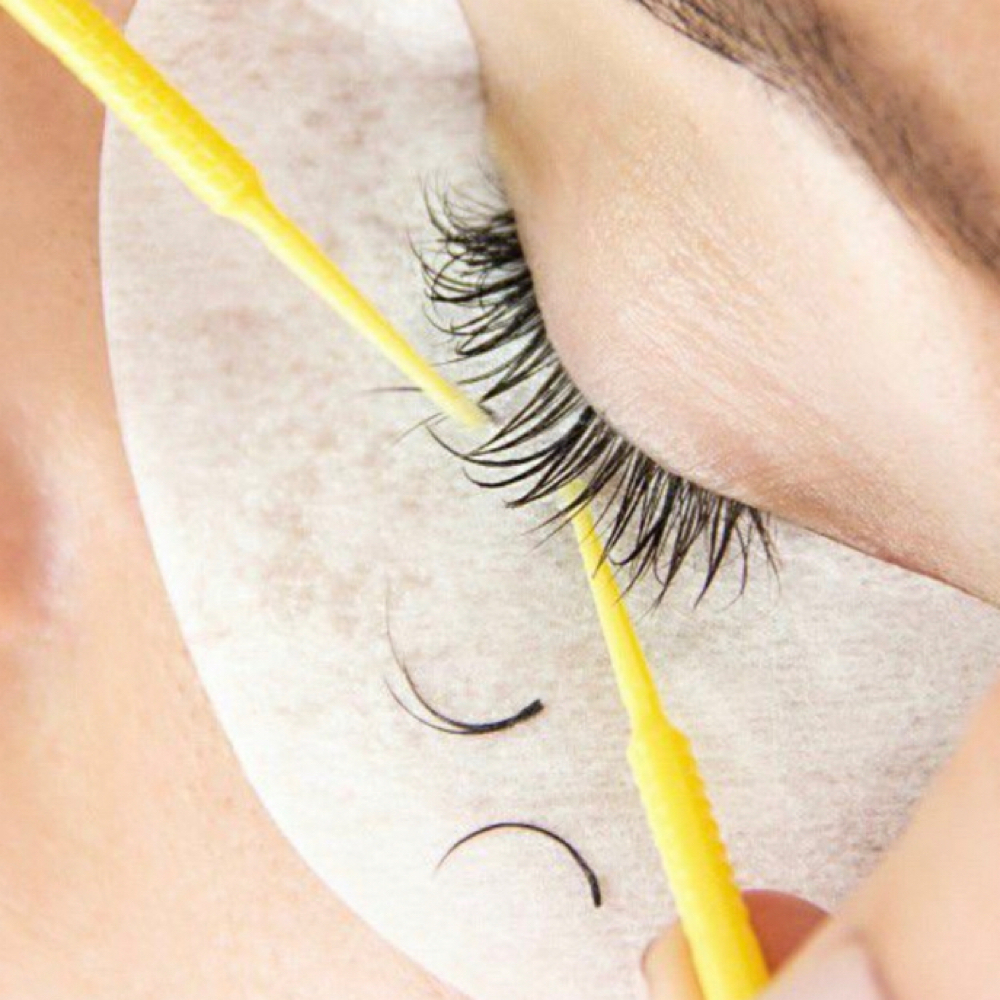Lash Removal at Easy Beauty Spa in Victoria, TX