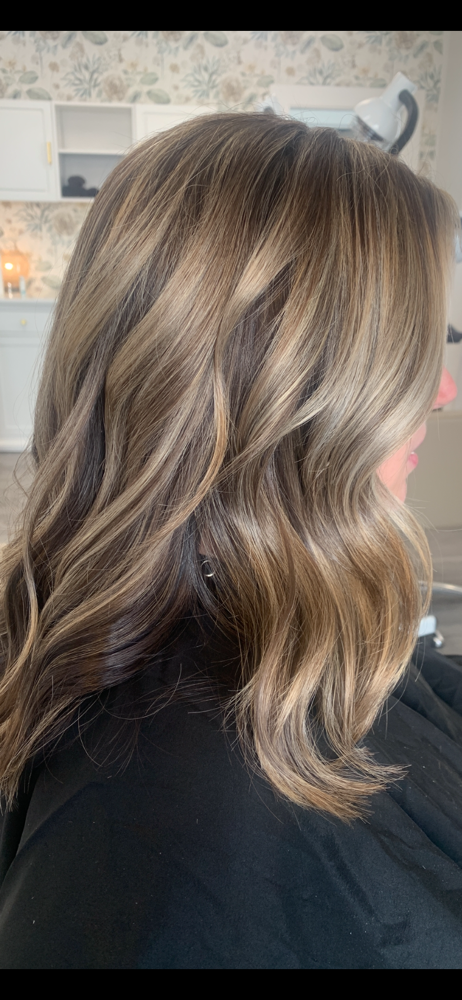 Root Color And blowdry