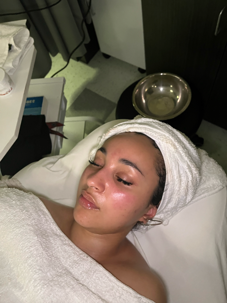 Mini Bubble Facial