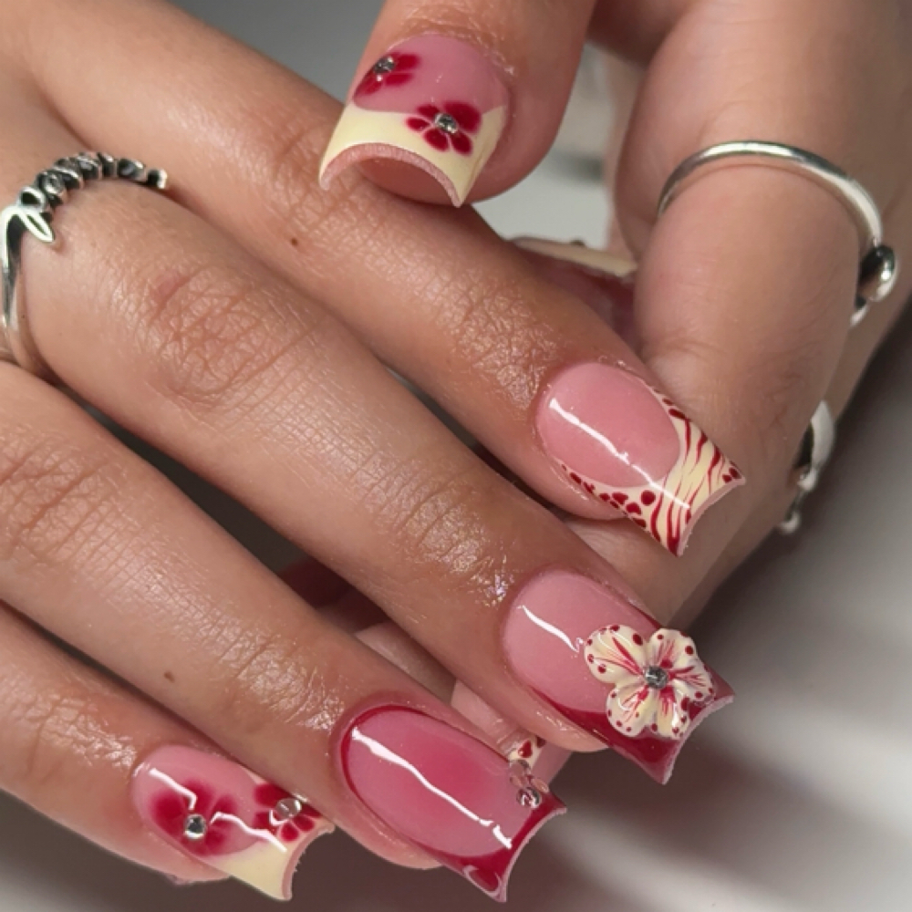 Short Acrylic Set at SetsByNova✨ in Lubbock, TX