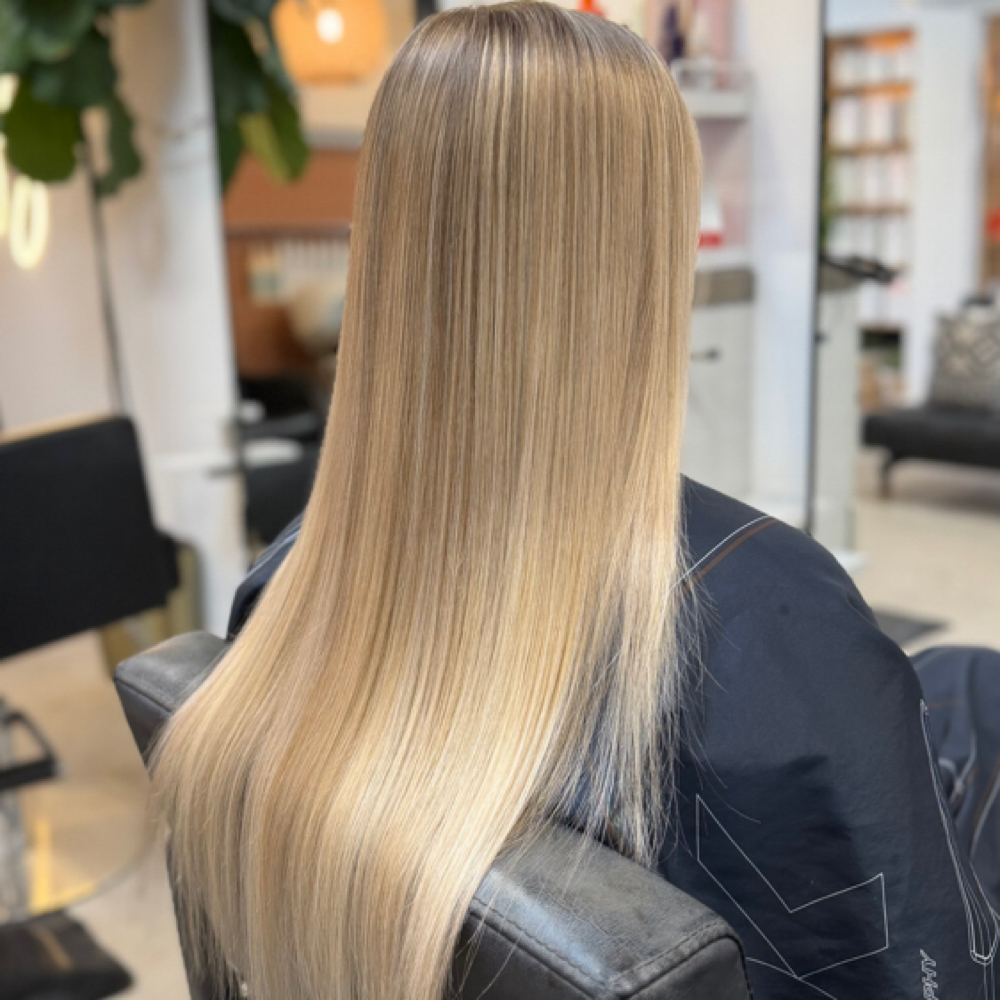 Full Highlights at Nicole Nova Hair in Scottsdale, AZ