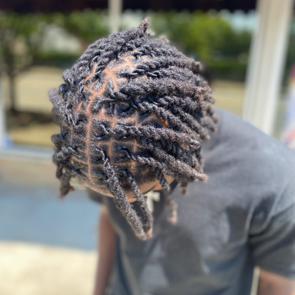 retwist and style at Beauty Obsessions in Newport, KY