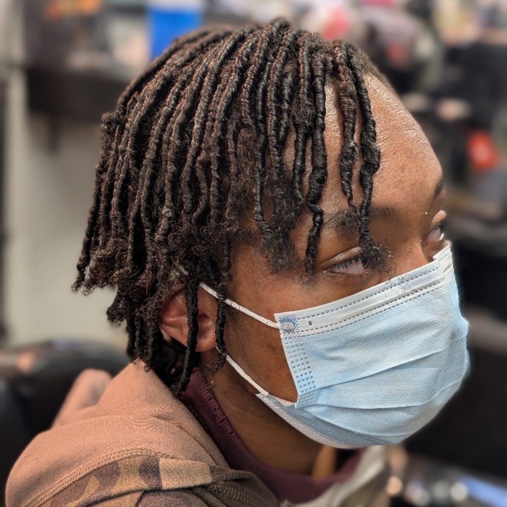 Starter Locs at Antonio Carter in Indianapolis, IN