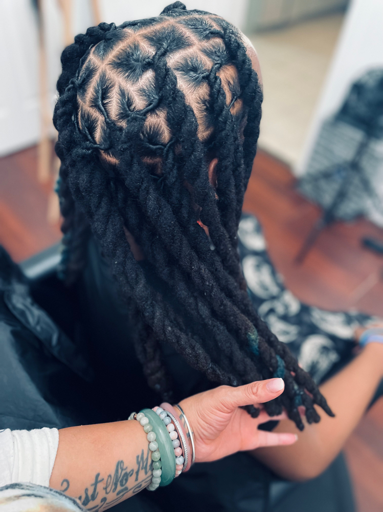 Consultation For Locs at B. Nicole Beauty in Brooklyn, NY