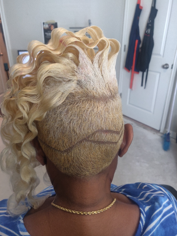 QUEENS CROWNED KUT & KOLOR