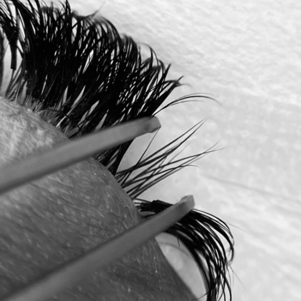 Mini Lash Touch Up 30 min. Appt at Shelby Langston in Brock, TX