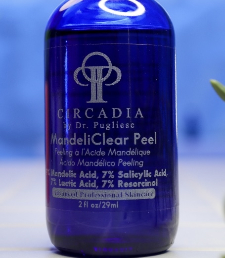 Vitamin A + MandeliClear Peel