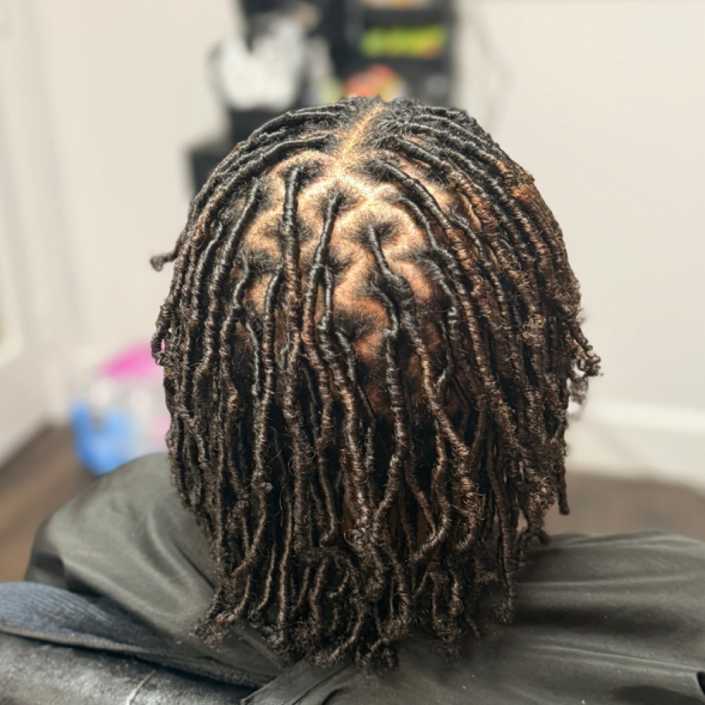 Starter Locs at Loc’d by Kiona in Houston, TX