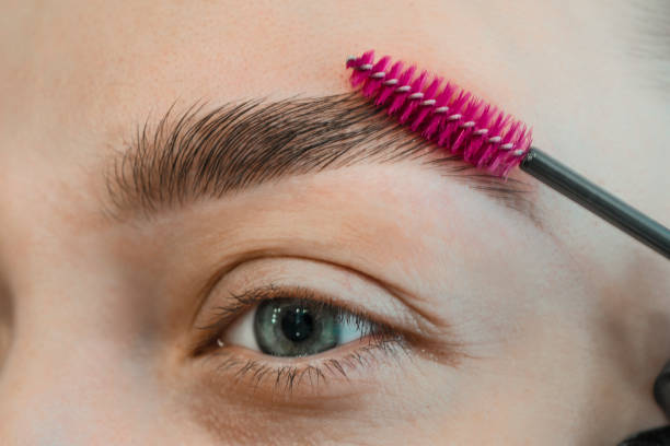 Eyebrows Clean up