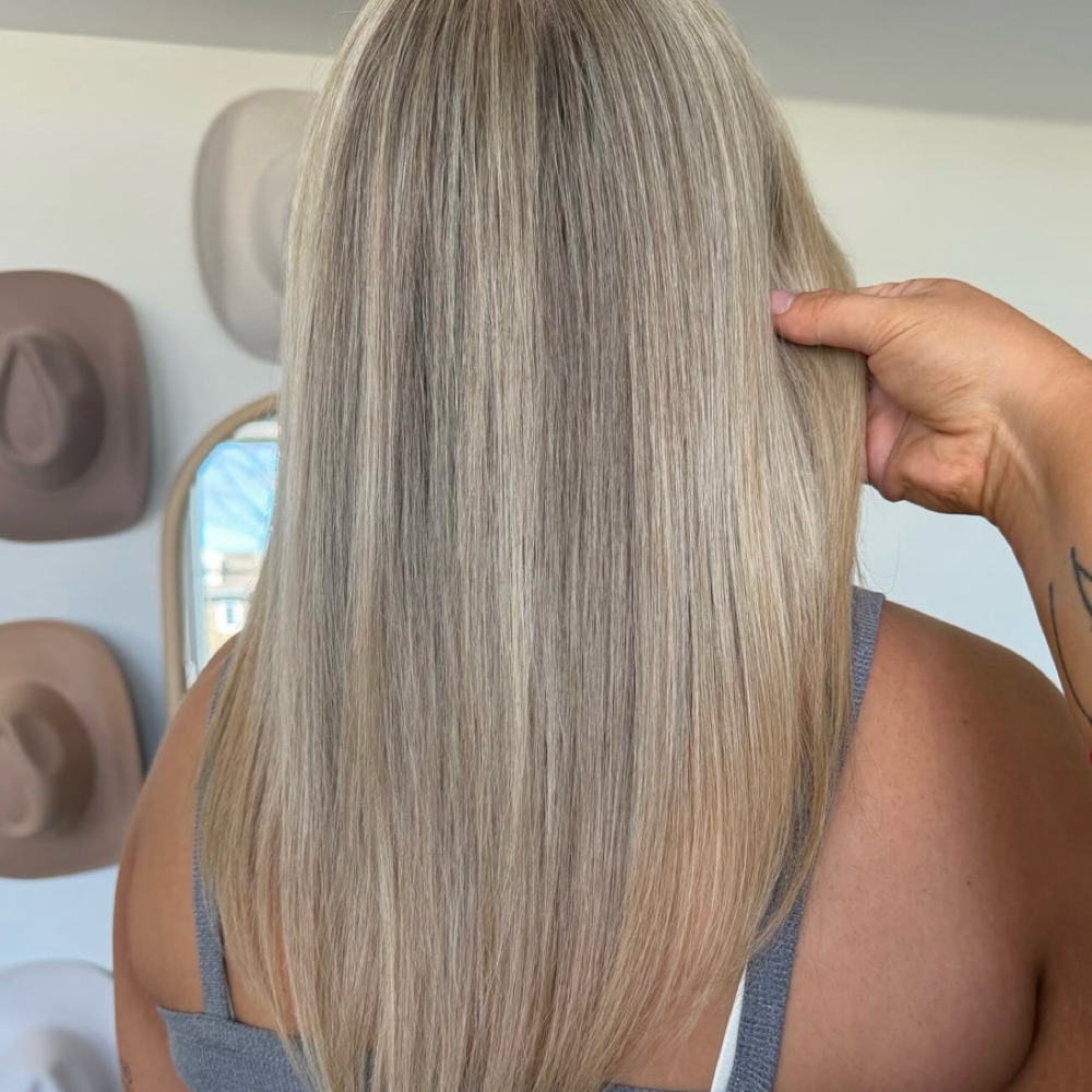 Mohawk / Faceframe Highlight at Western Rose Salon in Dublin, PA