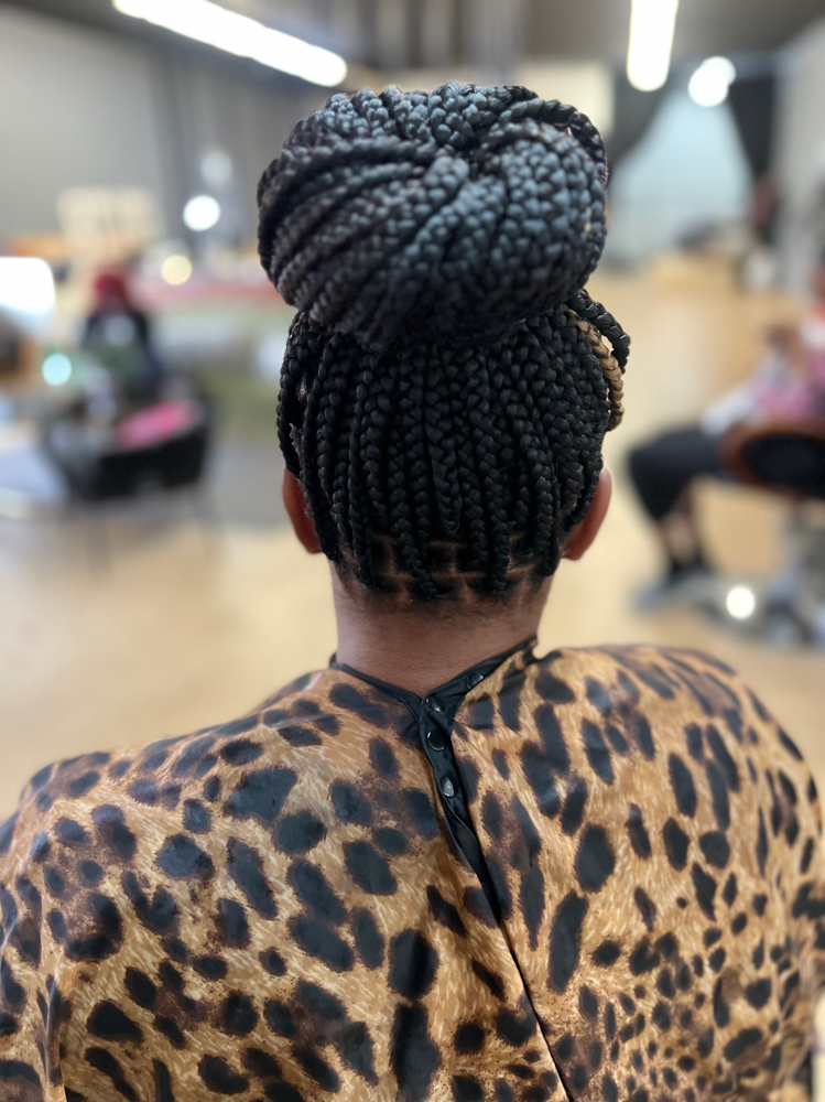 Medium knotless braids