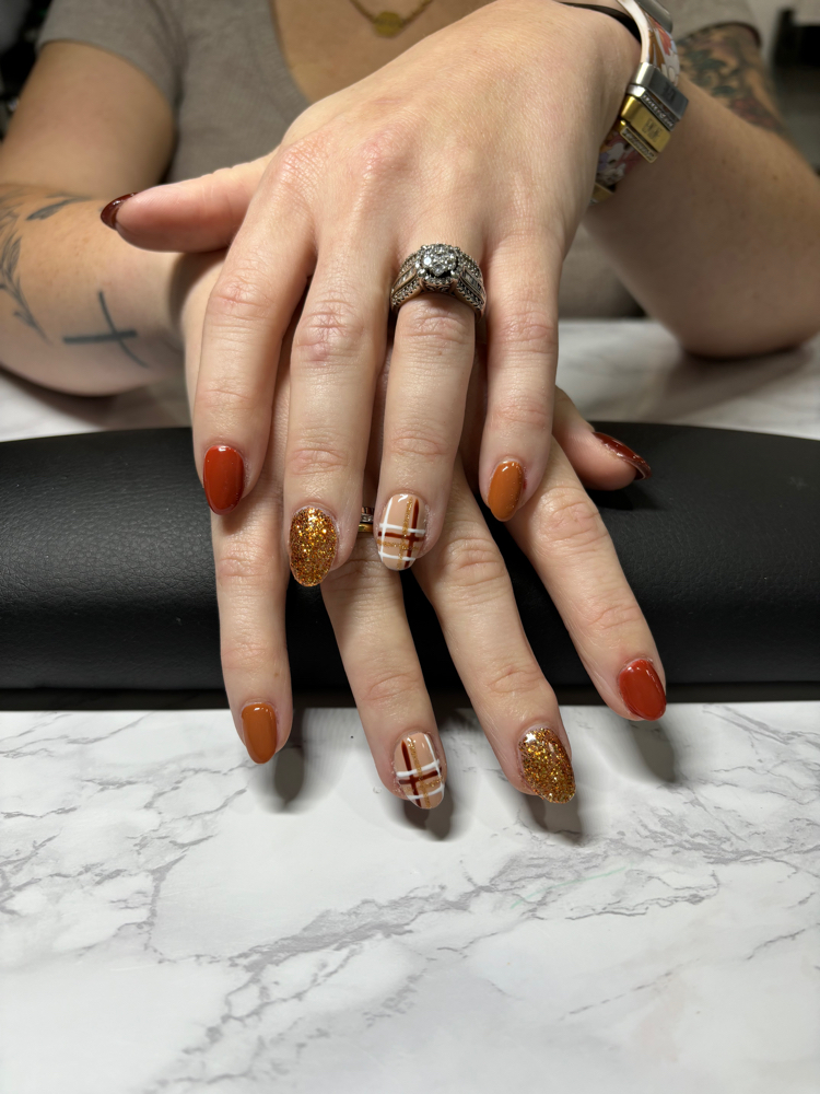Nail Art (4 Nails)