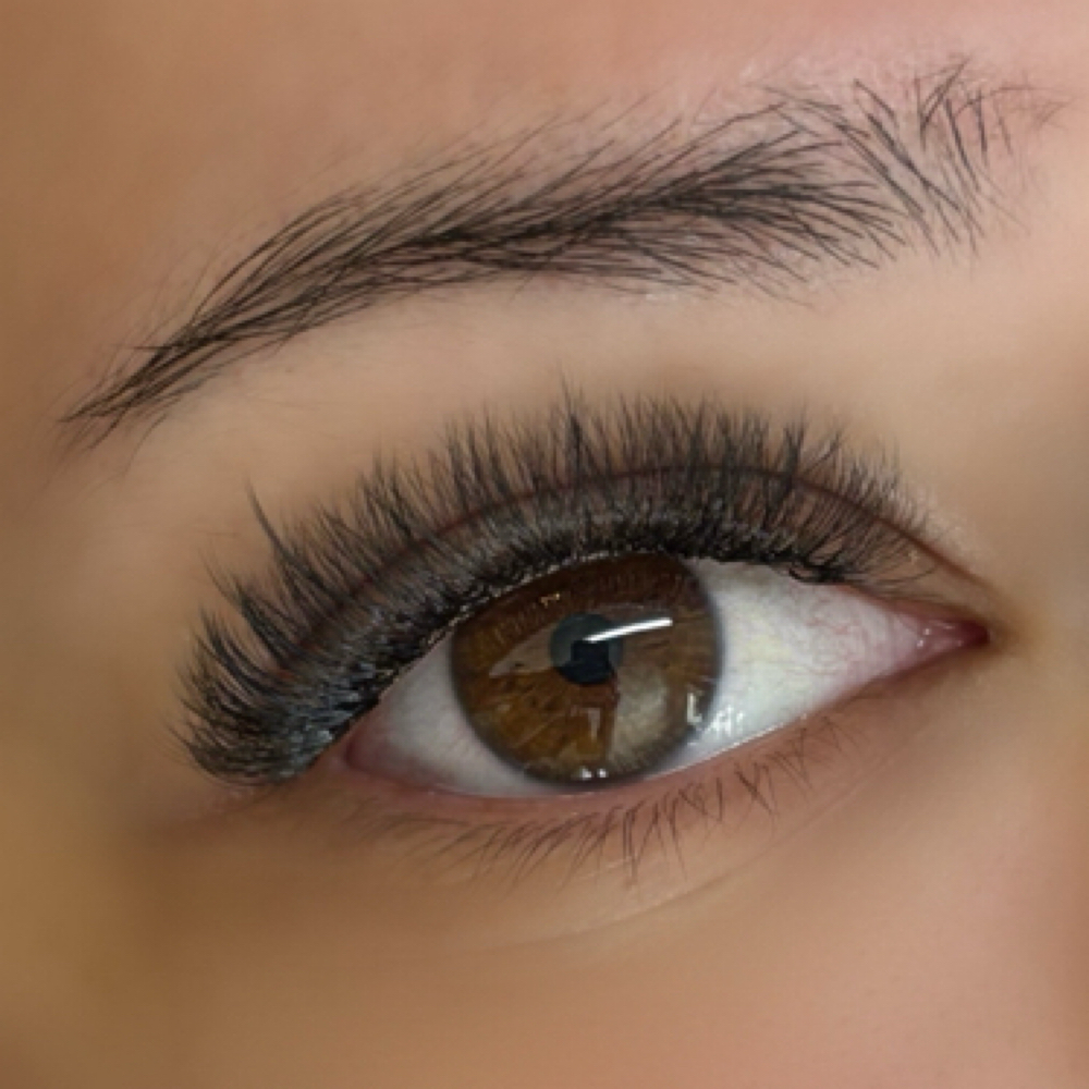 𝐕𝐨𝐥𝐮𝐦𝐞 𝐅𝐮𝐥𝐥 𝐒𝐞𝐭 at WinksbyRy Lash Studio in Leander, TX
