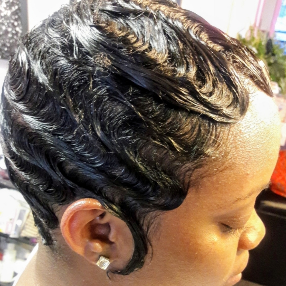 Waves at Chon's Unique House of Hair in Detroit, MI