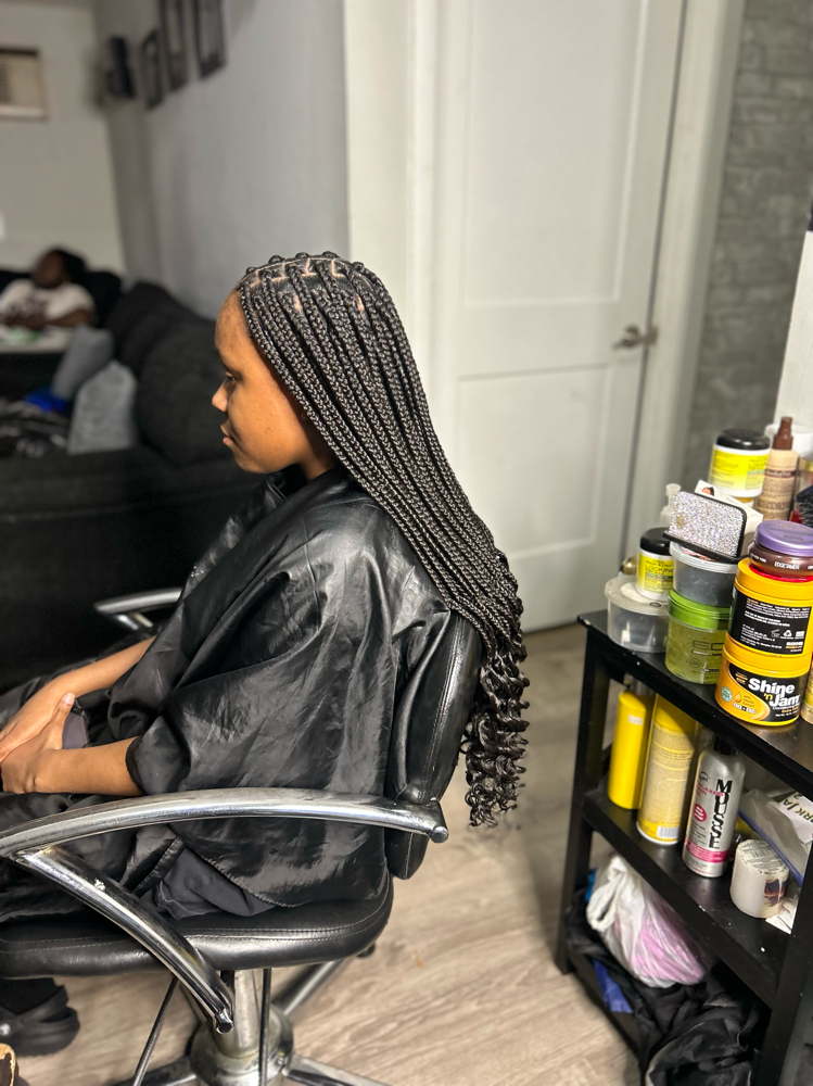 Medium Goddess Box Braids