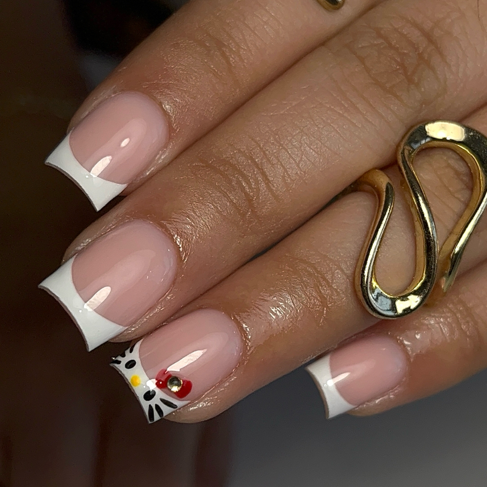 𝐁𝐮𝐢𝐥𝐝𝐞𝐫 𝐆𝐞𝐥 𝐌𝐚𝐧𝐢 at DivineBeautyNailz in Dodge City, KS