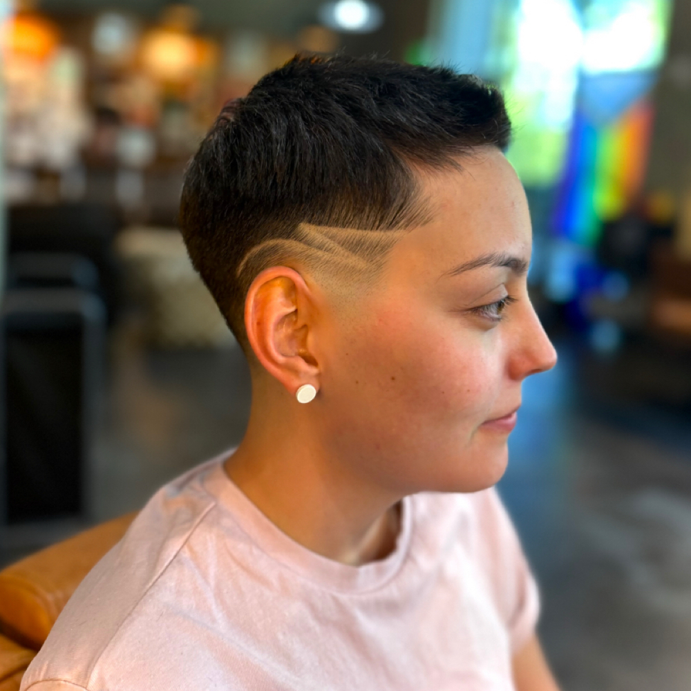Haircut/Wash & Razor at Leo The Barber in Seattle, WA