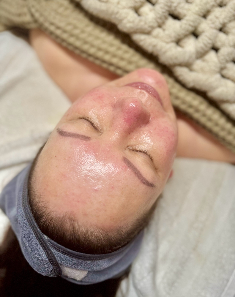 Ageless Lift Facial