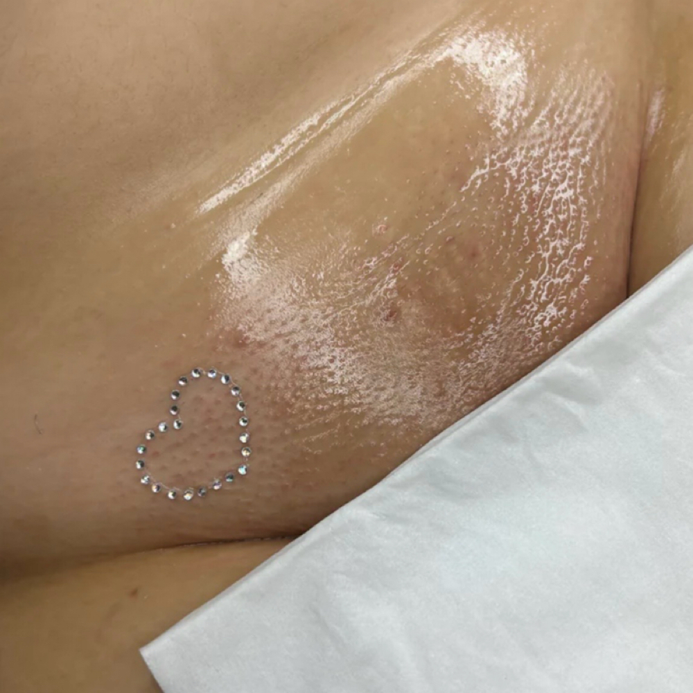 Vajazzle at Pretty Waxed Skin in Olive Branch, MS