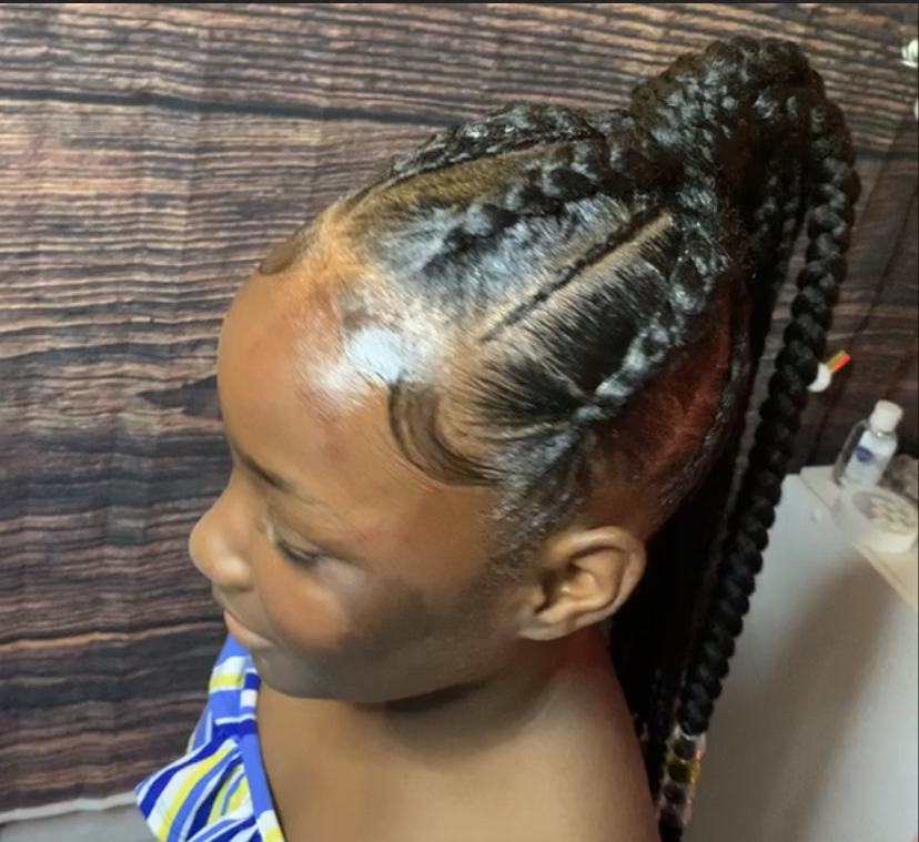 LIL MAMA FEED_IN PONYTAIL