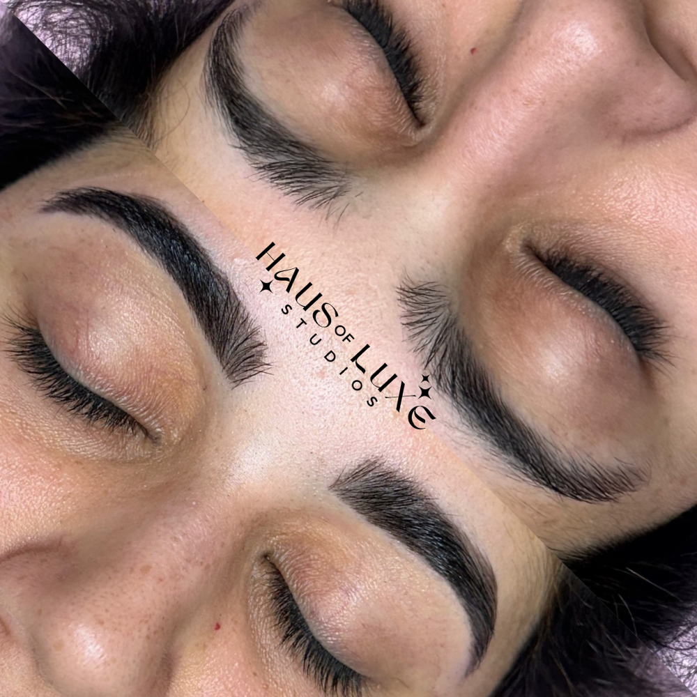 Brow Shaping/Wax