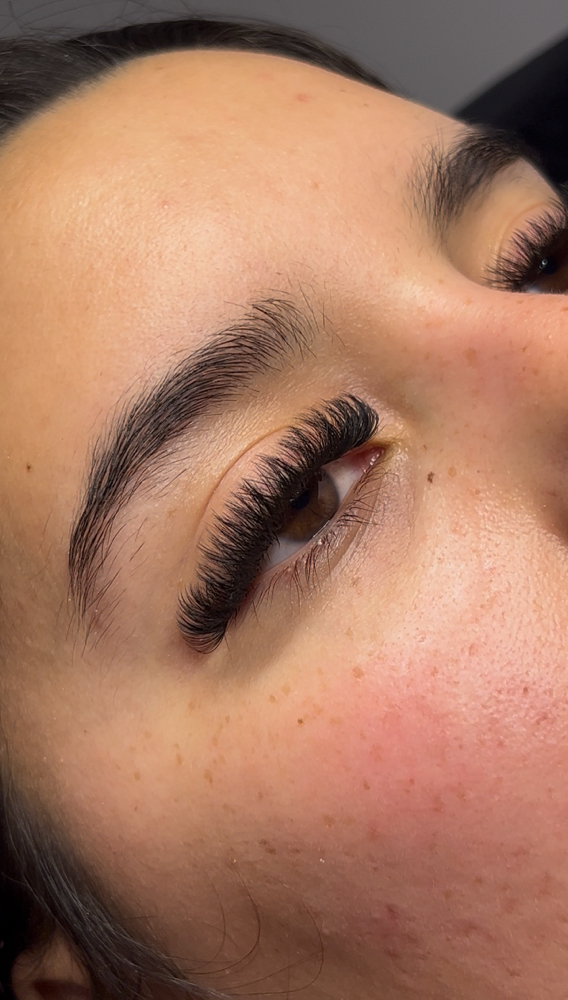 Full Set Volume Lash Extensions