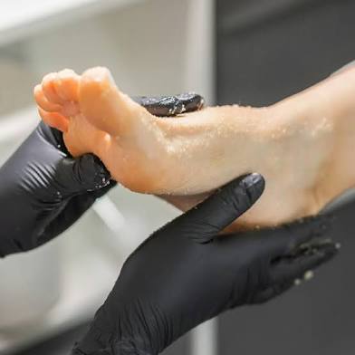 Regular Pedicure at Naomie Nailed Me in Pembroke Pines, FL