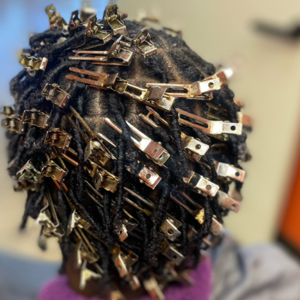 Starter Locs( Coils Or 2strand) at Tyes That Bind in Texarkana, TX
