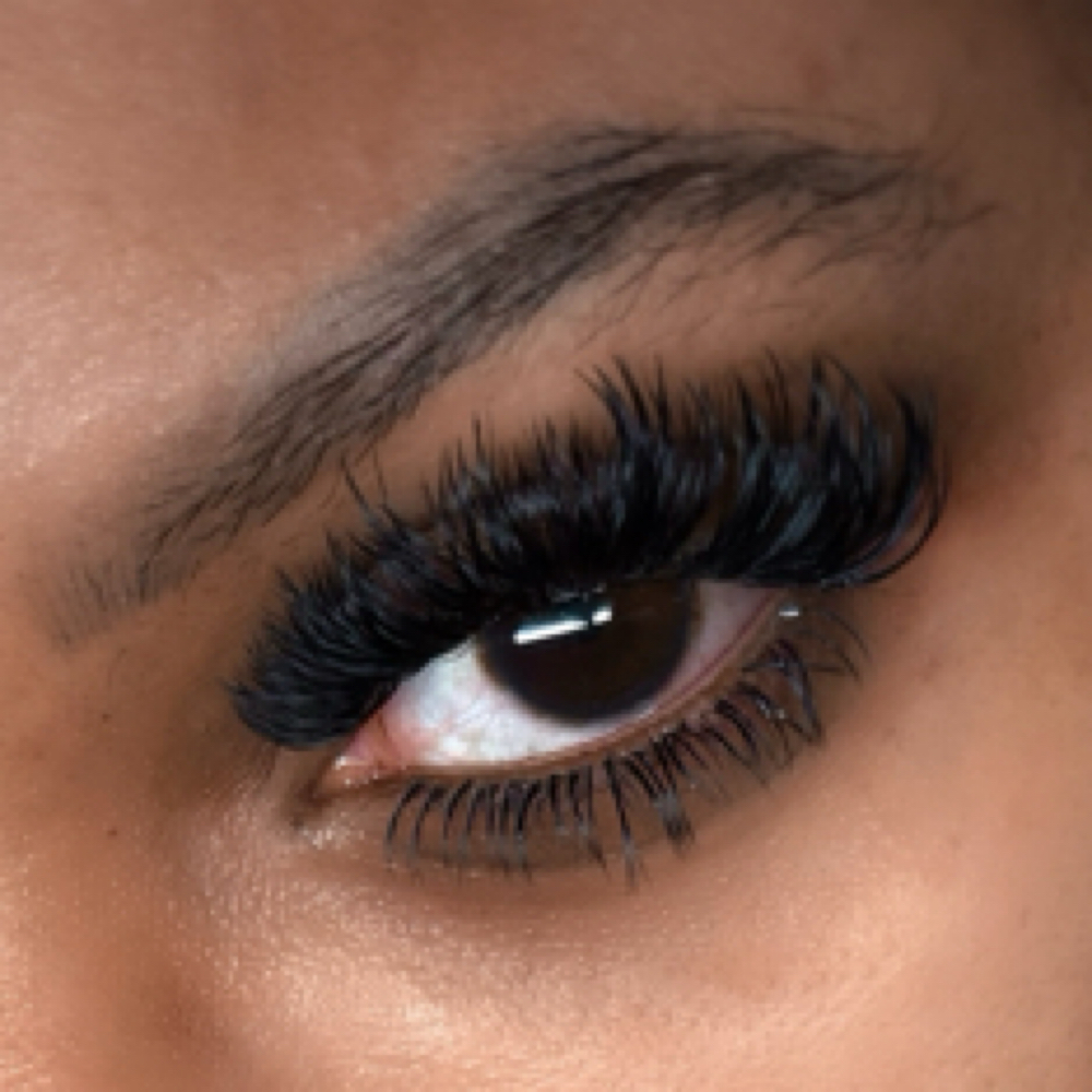Luxe Lashes by Shay at Luxe Artistry Lab in Bronx, NY