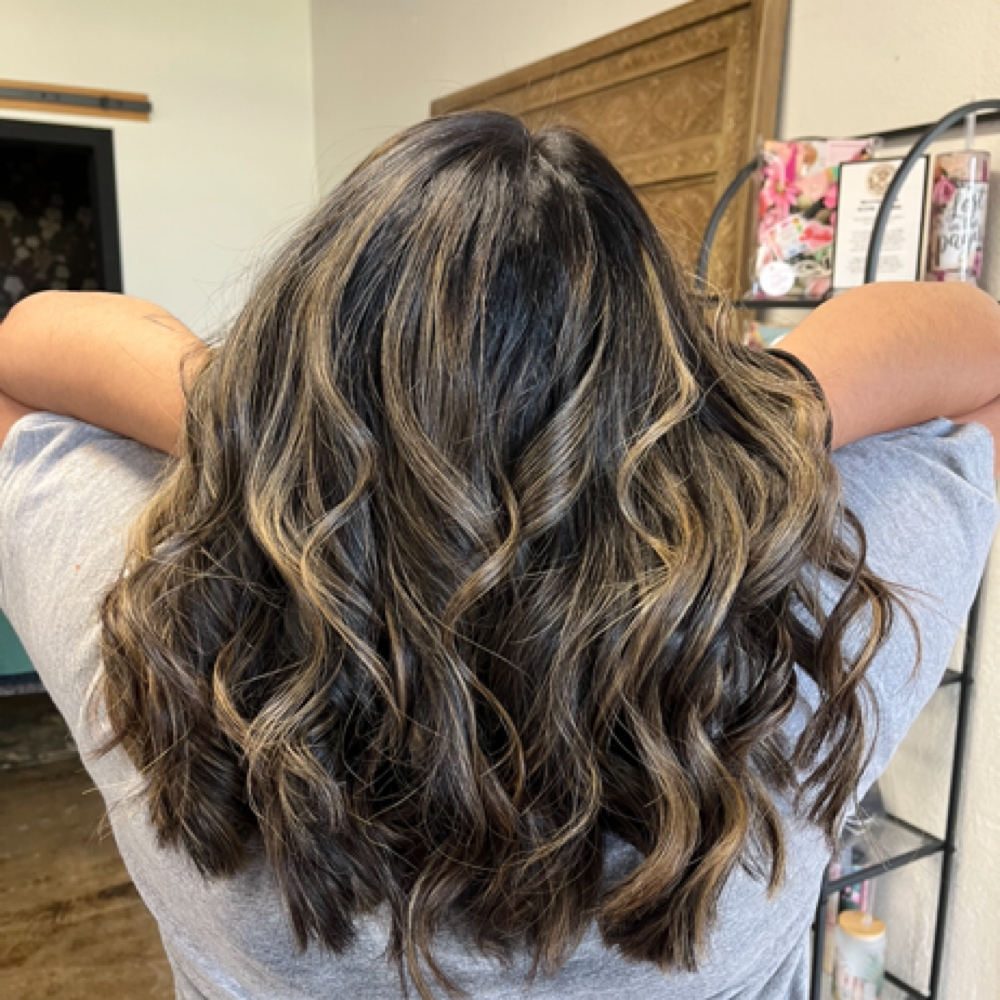 Highlight With A Root Touch Up at A Honest style in Crowley, TX