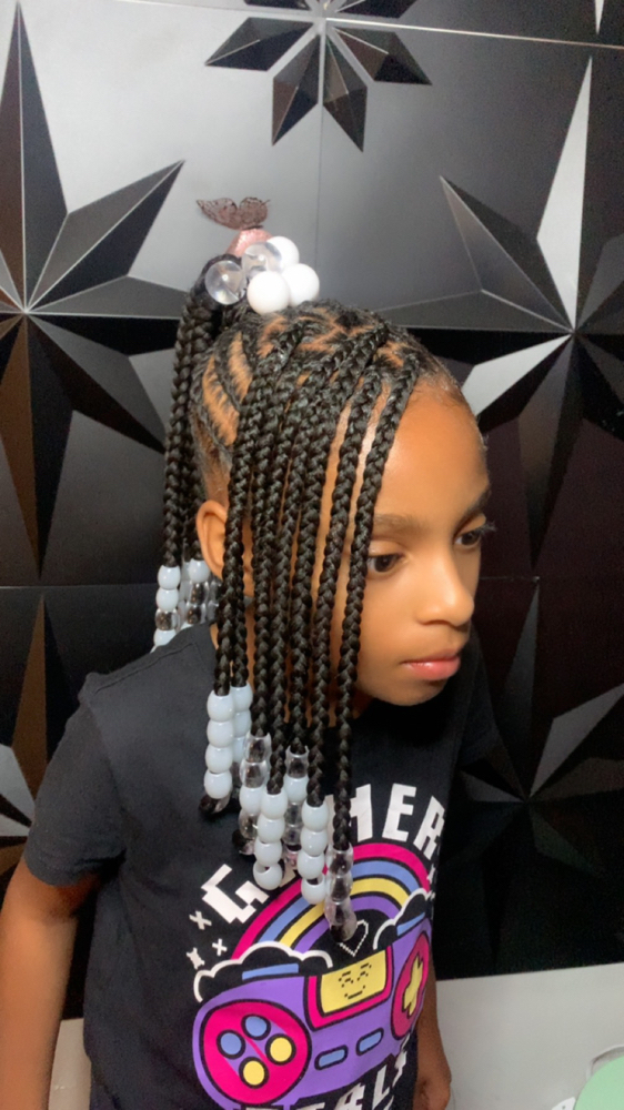LIL MAMA FEEDIN W/KNOTLESS BEADS
