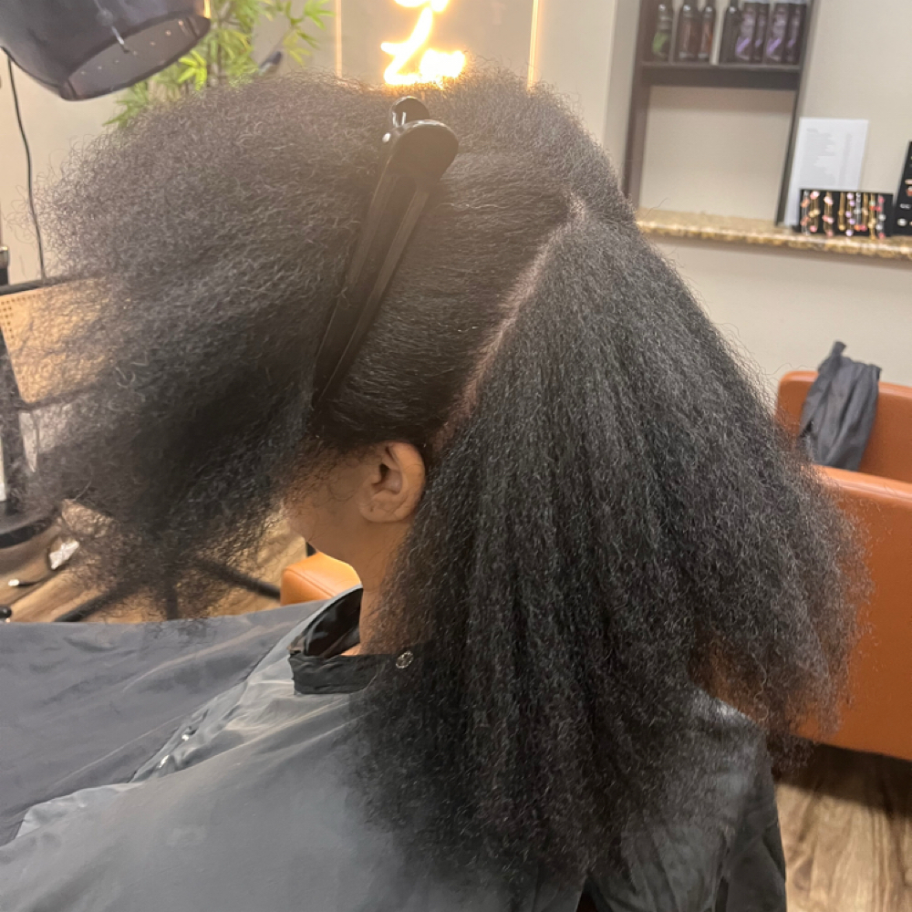 Wash/blowdry/trim at Alchemy of Locs LLC in Humble, TX