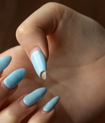 Acrylic Nail Repair