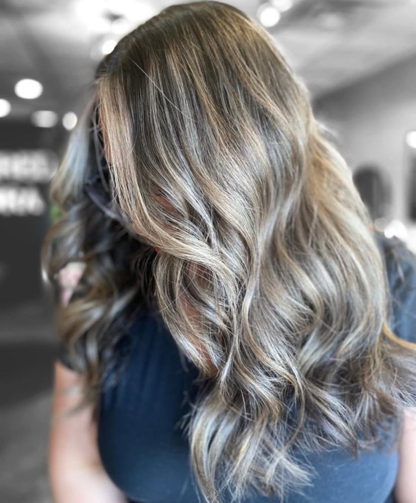 Color Roots And Highlights