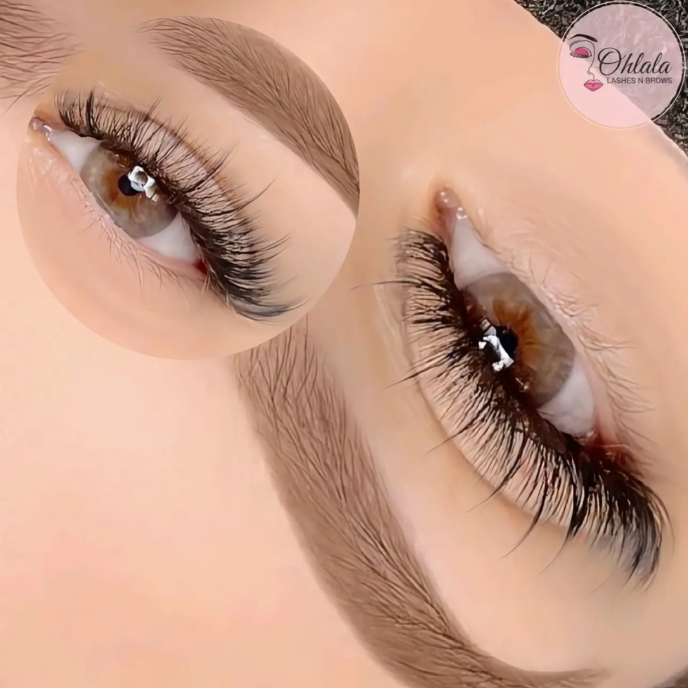 π HYBRID SET at Ohlala Lashes & Brows in Houston, TX