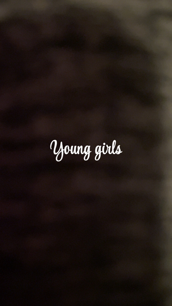 Young Girls Natural Style