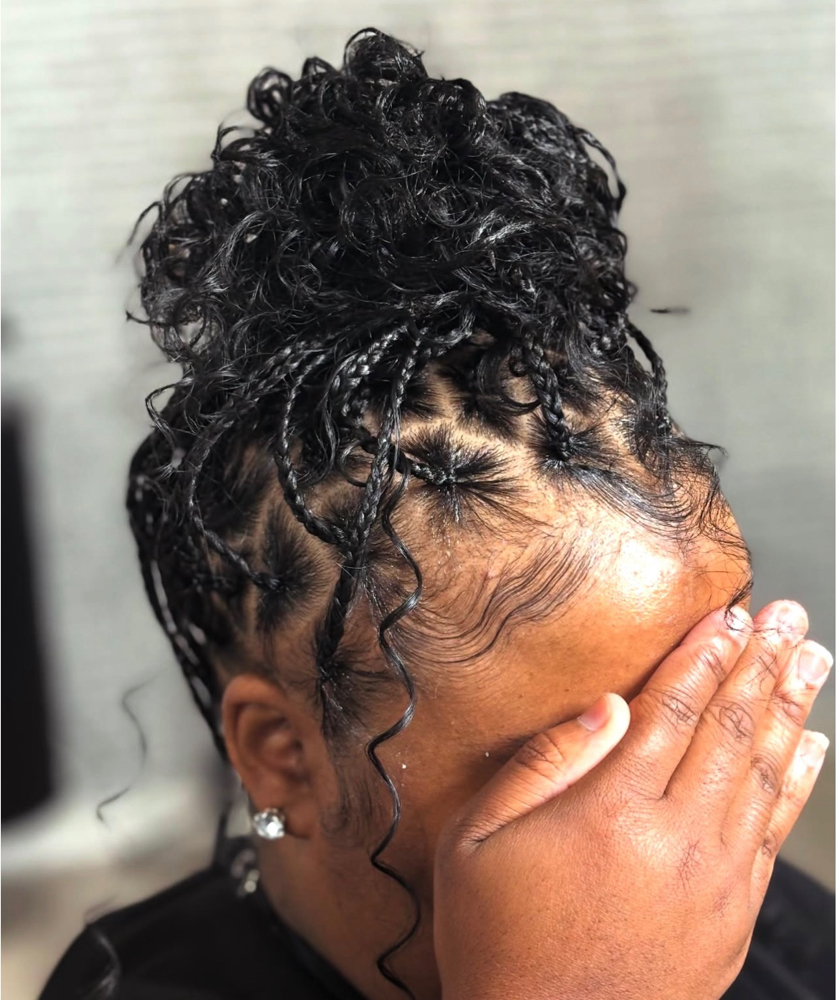 SHOULDER LENGTH KNOTLESS at SBH STUDIO in philadelphia, PA
