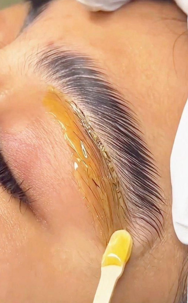 Brow Lamination and Wax