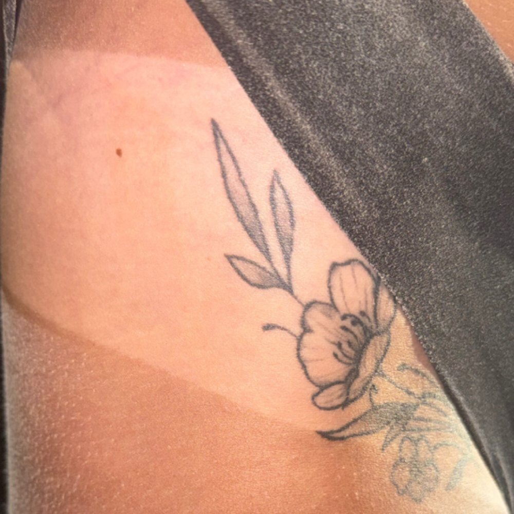 Sweat Resistant Spray Tan at SunKissed Vibes in Port Huron, MI