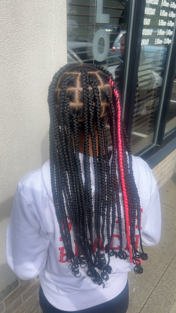 Medium Knotless Braids