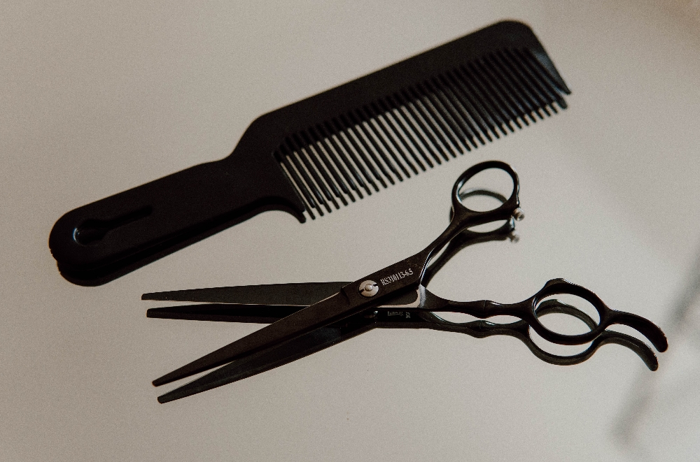 Kids All Over Scissor Cut (Boy's)