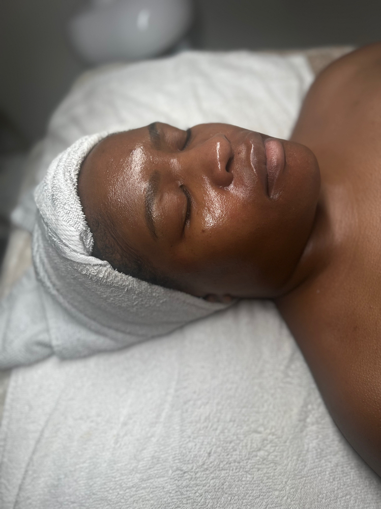 The Diamond Facial