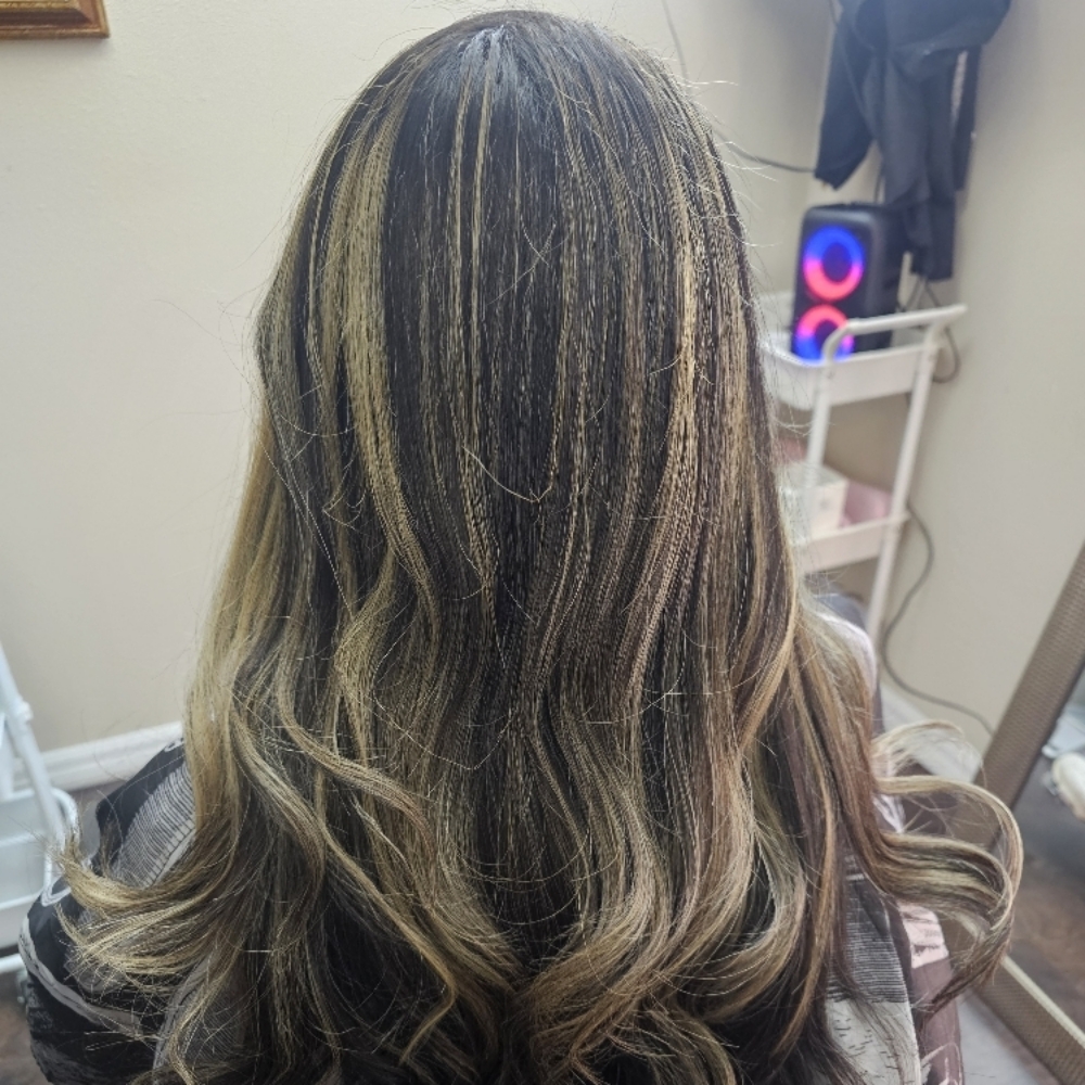Single Foils at Lucyshairtouch in Clearwater, FL