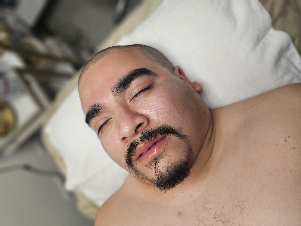 Gentleman's Deluxe Facial