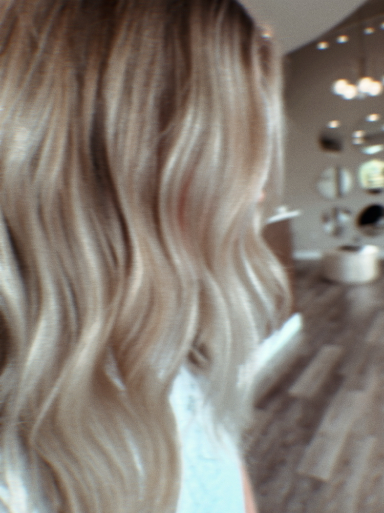 Shampoo/Blowout at BlendxKylee in Chesterfield, MO