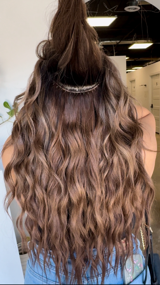 Hand-tied extension installation